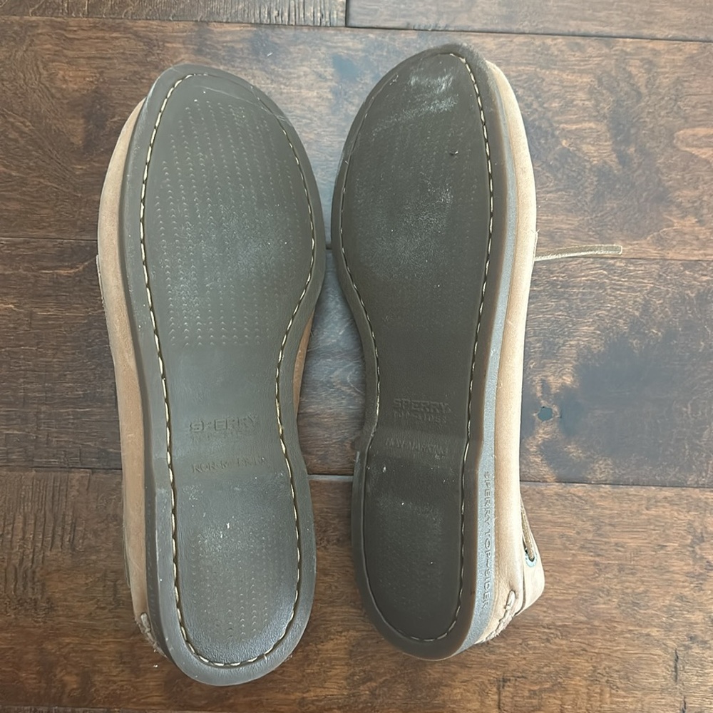Sperry Boat Shoes View 3